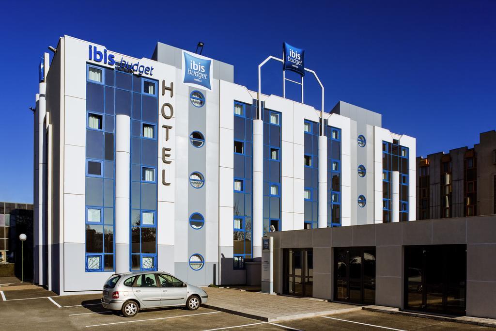 Ibis Budget Grigny Centre Экстерьер фото