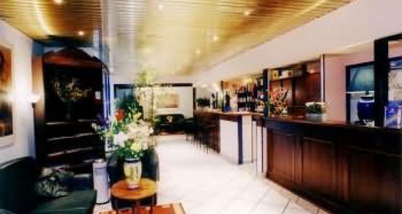 Ibis Budget Grigny Centre Экстерьер фото