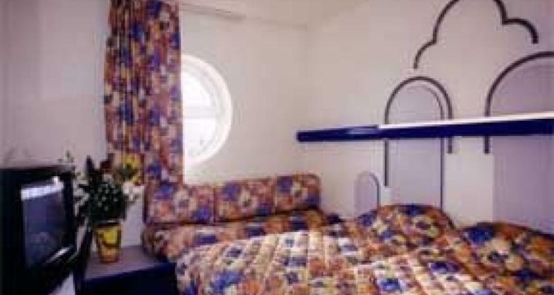 Ibis Budget Grigny Centre Экстерьер фото