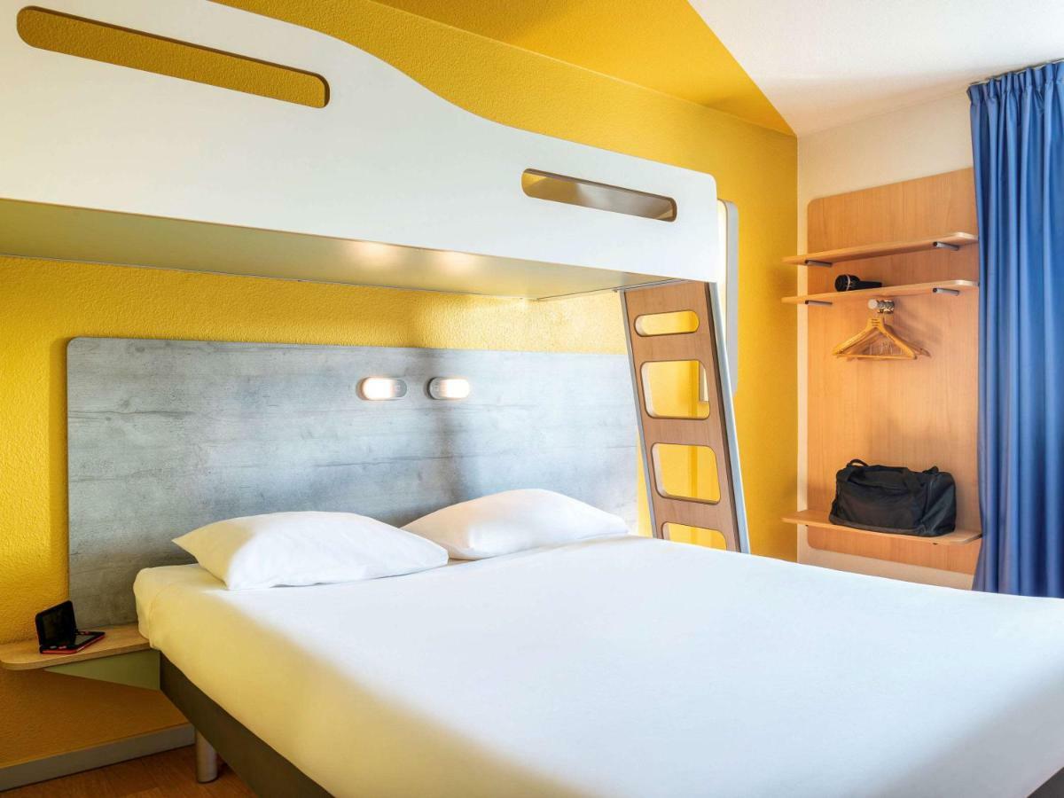 Ibis Budget Grigny Centre Экстерьер фото